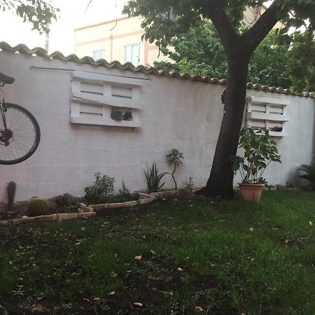 B&B Da Manu Monserrato Bagian luar foto