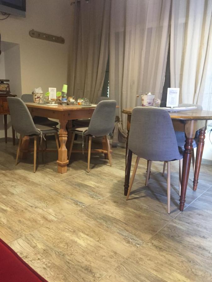B&B Da Manu Monserrato Bagian luar foto