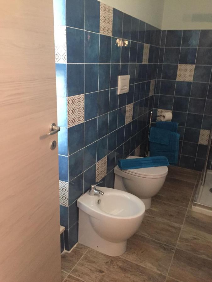B&B Da Manu Monserrato Bagian luar foto
