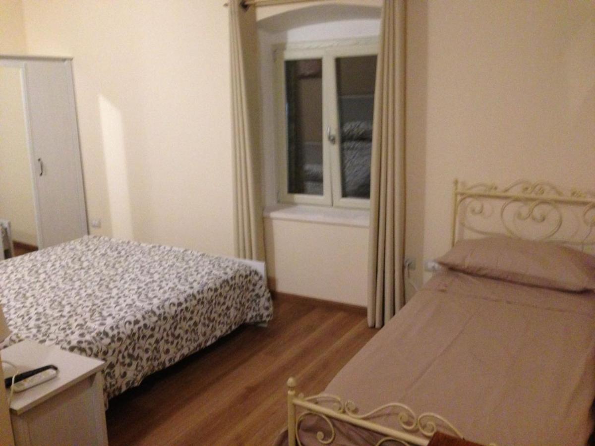 B&B Da Manu Monserrato Bagian luar foto